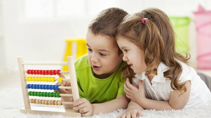 Come è cambiata la scuola negli anni: dai regoli alla linea del 20