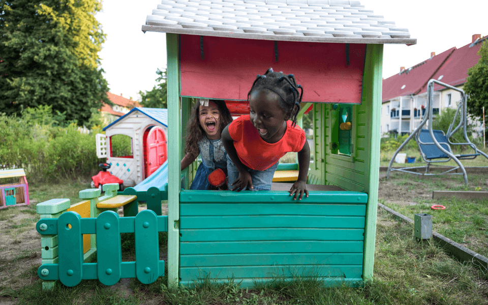 Giochi da esterno per bambini: divertirsi all'aria aperta - Blog - Borgione  Centro Didattico