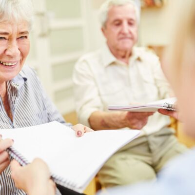 Stimolare le funzioni cognitive negli adulti/anziani