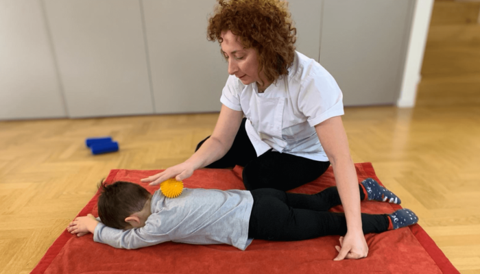 Stimolazione tattile: Attività e tecniche per la riabilitazione sensoriale e motoria