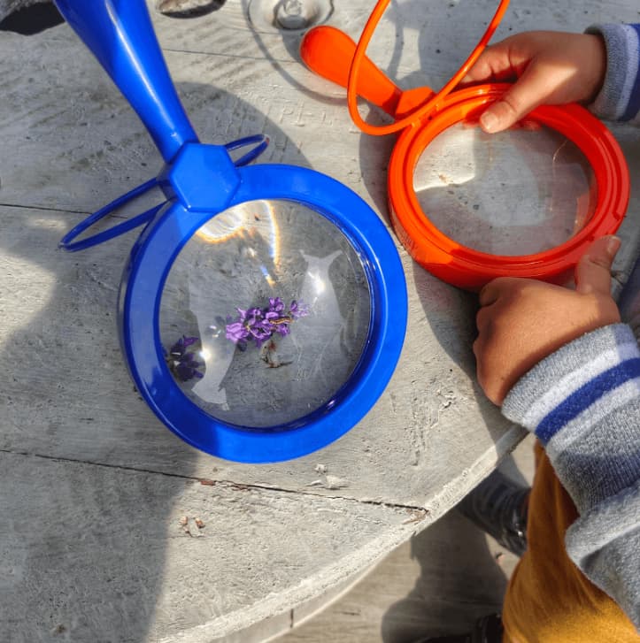 lenti di ingrandimento per giochi di scienze per bambini: lenti arancioni e azzurre