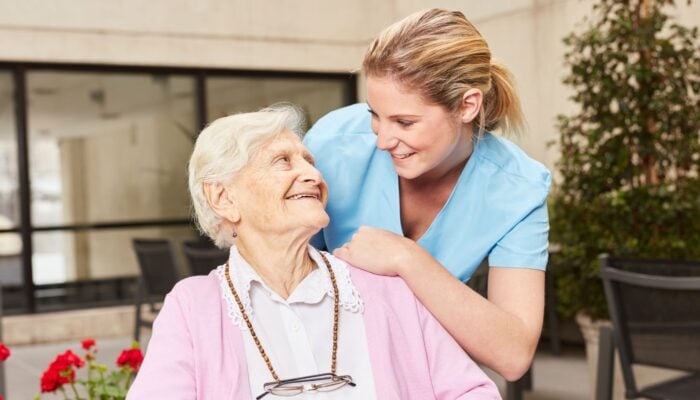 Esercizi per la memoria degli anziani: Attività con le flashcard