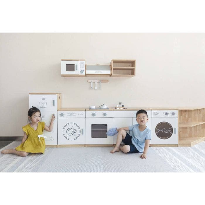 Cucina moderna completa in legno