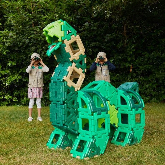 Dinosauro polydron gigante