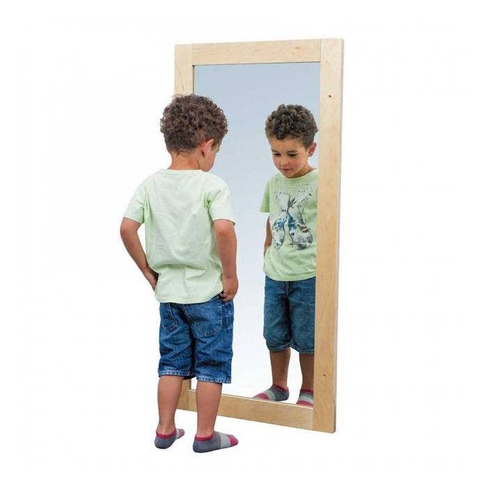 Specchio alto 138x80 con cornice in legno