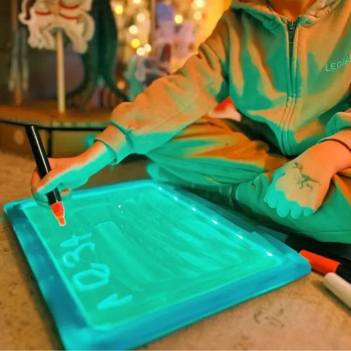 Lavagna luminosa sensoriale